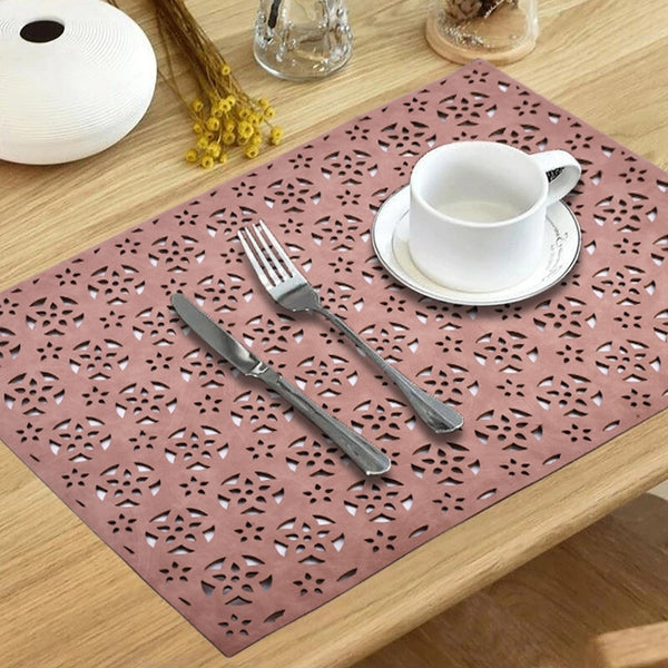 Dotted Place Mat (Set of 2)