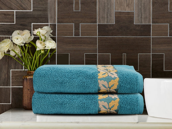 Patterned Flower Bath Towels (Set of 2)